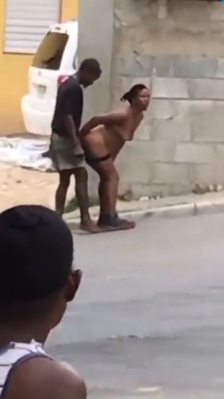 Naked Mad African Couple Caught Having Sex In Public photo